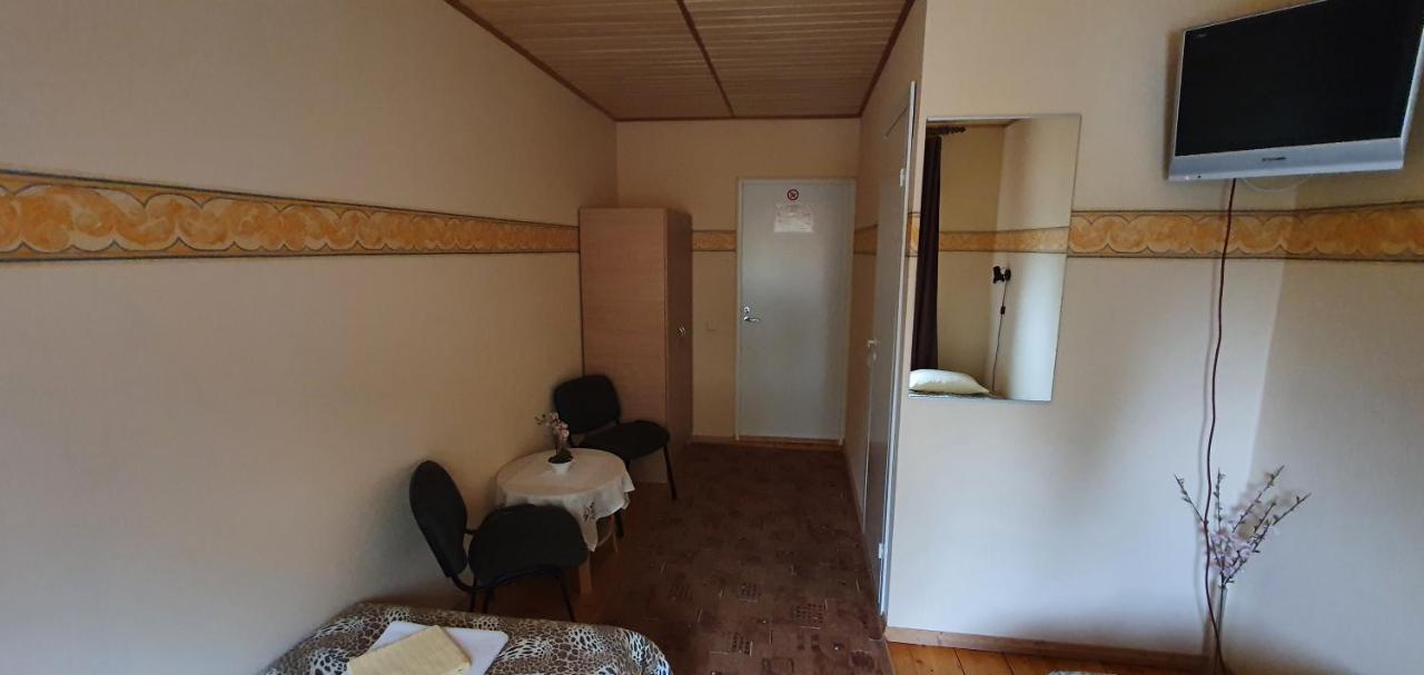 Kure Guesthouse Rahinge Extérieur photo