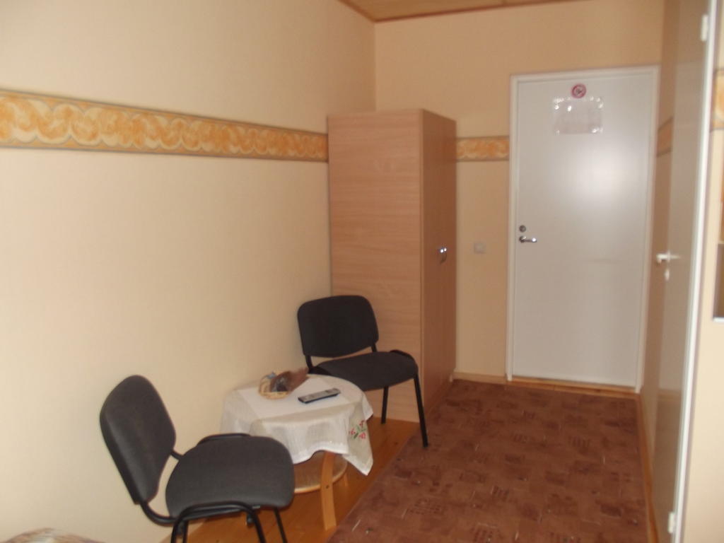 Kure Guesthouse Rahinge Chambre photo