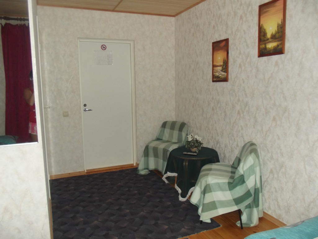 Kure Guesthouse Rahinge Chambre photo